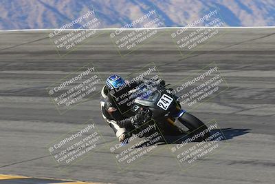 media/Mar-21-2025-CVMA Friday Practice (Fri) [[30cd4fe323]]/2-Racer 1/Session 2 (Bowl)/